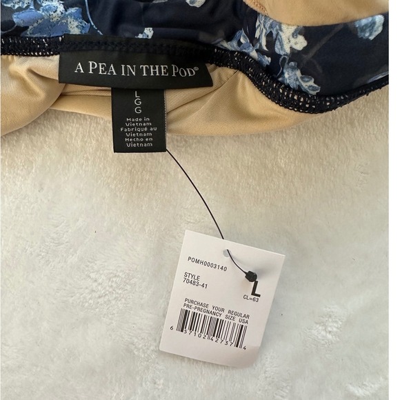 A Pea in the Pod Maternity Swimsuit L Blue Floral Ruffle Strap One Piece NWT - Picture 7 of 11